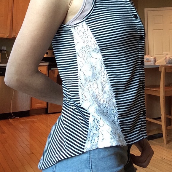 Xhilaration high-low cutt-off tunic - Picture 6 of 8